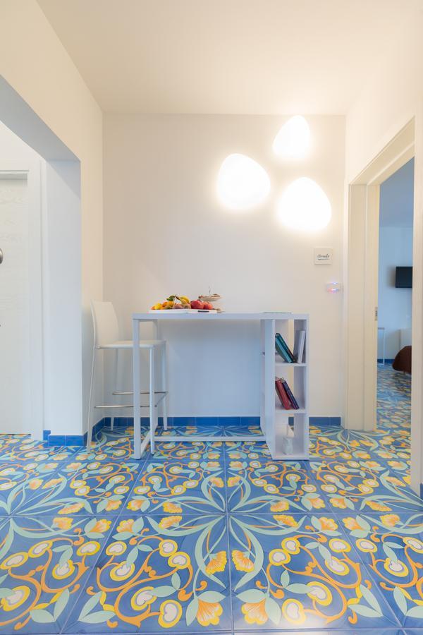 Le Bateau Bleu - Adults Only 12 Plus Porto Cesareo Exterior photo